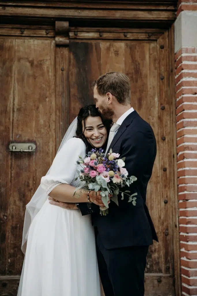 photos de couple pendant un mariage à Agen
